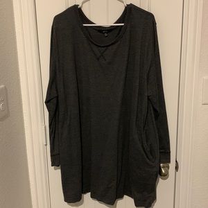 Ellos 2X tunic with pockets. Great condition/barely wore